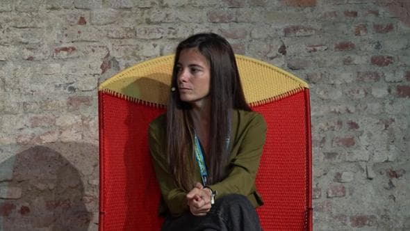 Allevamenti da incubo e giornalismo sotto attacco, con Giulia Innocenzi