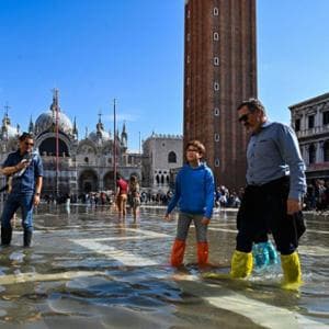 Dagli anni Settanta sono triplicati i giorni di acqua alta (per colpa nostra)