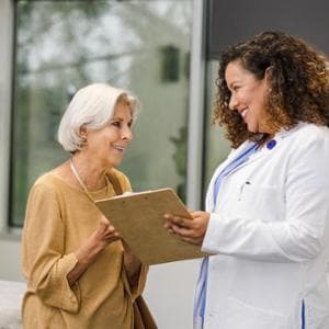 Farmaci oncologici innovativi: accesso precoce per 9 oncologi su 10, ma troppa burocrazia