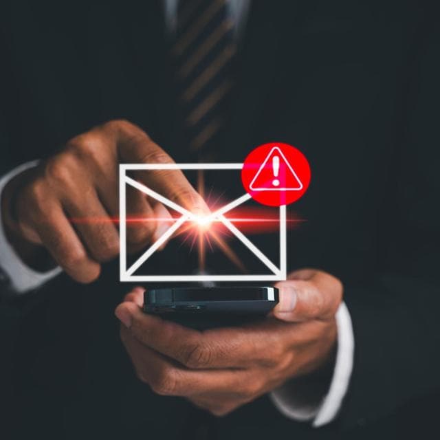 Attenzione alla truffa delle finte fatture via PEC: come riconoscerla e proteggersi