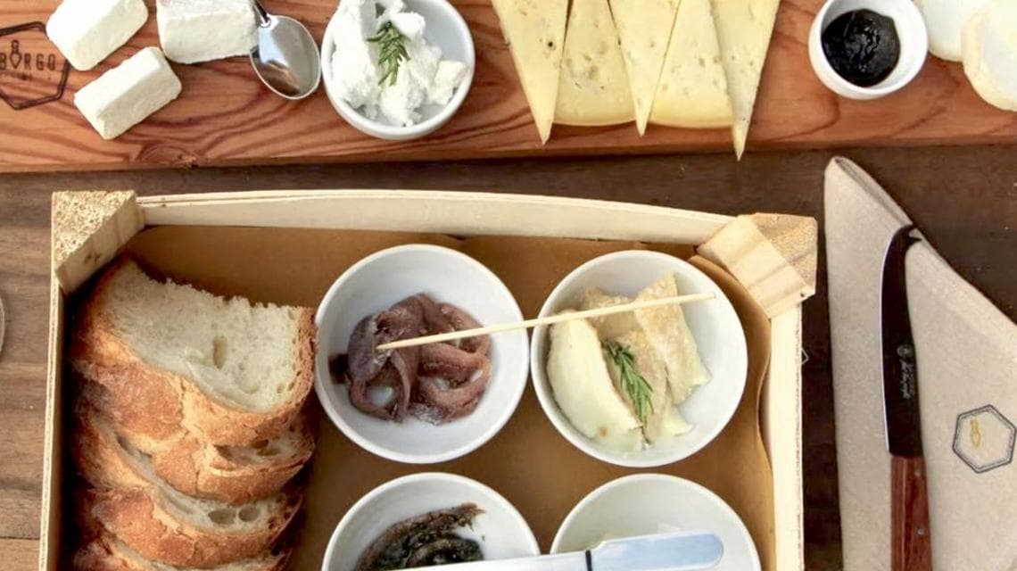 Borgo Affinatori è specializzato nella selezione di produttori del Monferrato