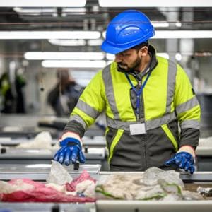 Raccolta differenziata, l’Italia supera gli obiettivi Ue