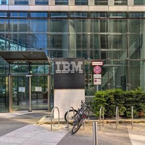 IBM ha perso il 25%, la corsa all’IA non premia tutti
