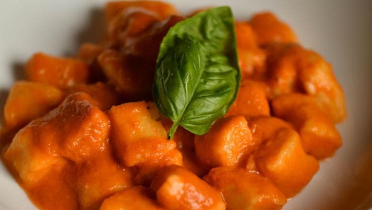 La ricetta perfetta: gli gnocchi di patate “burro e oro”
