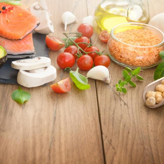 Tumori del colon-retto, come aspirina e dieta pesco-vegetariana proteggono l'intestino