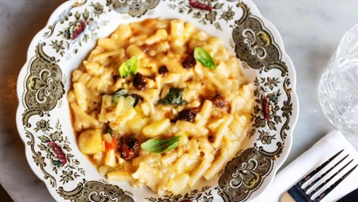 Prezzi popolari nel bistrot che porta a Milano i sapori del Sud