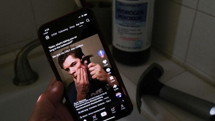 Looksmaxxing, l’ossessione per l’estetica che nasconde il disagio dei giovani e cresce sui social