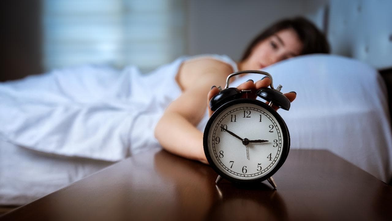 Insonnia da caldo, come tornare a dormire: i consigli dell'esperto