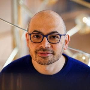 Rimpasto di Google ai vertici di DeepMind, Demis Hassabis lascia il posto a Koray Kavukcuoglu