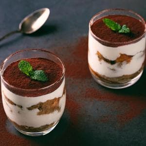Ossessione tiramisù, a Londra un ragazzo di origini pugliesi apre un locale tutto dedicato al dolce