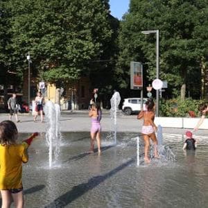 Senza ridurre le emissioni, 4 ore di caldo in più al giorno