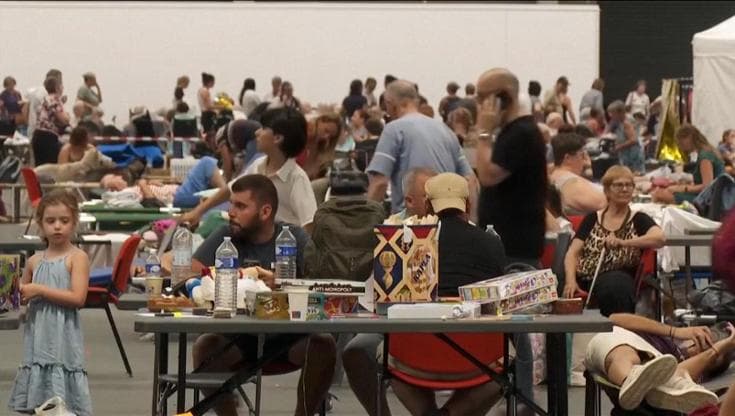 Roghi in Francia e Spagna: oltre 300 mila persone hanno dovuto abbandonare le proprie case