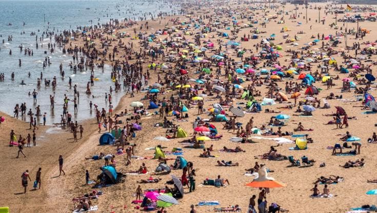 Le coste italiane tra le prime vittime dell'overtourism: pesanti gli impatti sulla biodiversità del mare