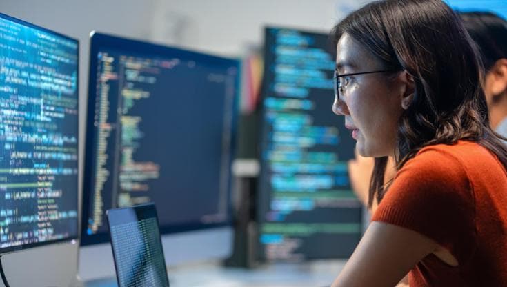 La Lombardia accelera sul futuro: AI e sostenibilità spingono la competitività