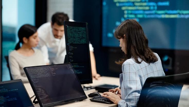 In Italia meno cyber allarmi ma più incidenti confermati