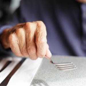 Per gli over 60 saltare i pasti aumenta il rischio di patologie croniche