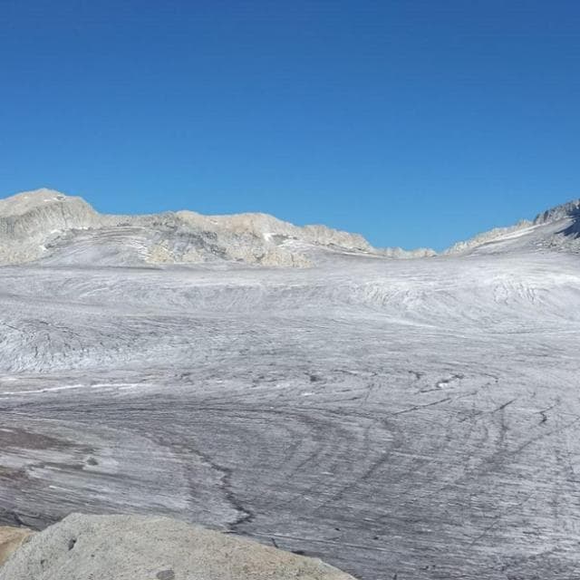Il ghiaccio se ne va. E cambia tutto (non solo la montagna)