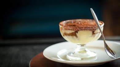 Gli inglesi contro il tiramisù: “Non mangiatelo, causa la salmonella”