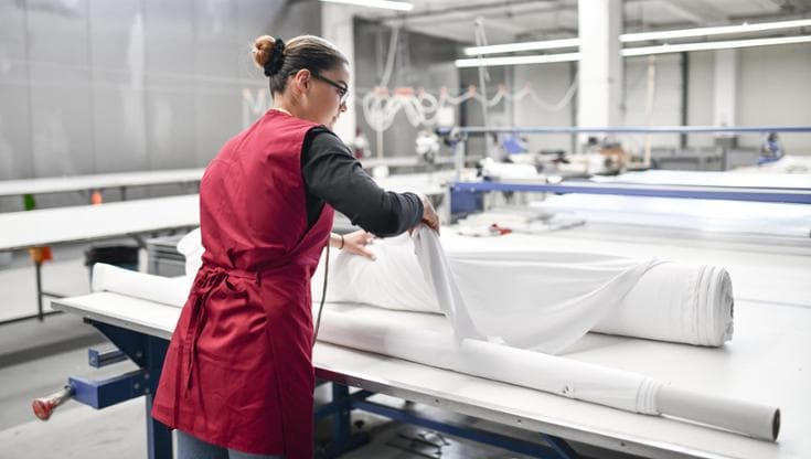 Tessile: le eccellenze dei distretti guidano la transizione verso l’ecodesign
