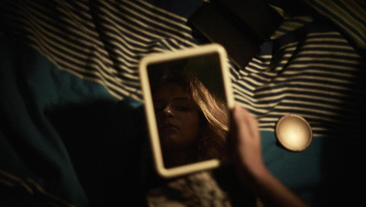 Cuore, il buio lo protegge ma di notte dimenticate smartphone e tablet