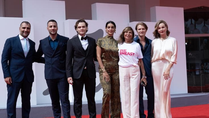 Tumore al seno: “Tutte o Nessuna”, il diritto alla cura protagonista al Festival di Venezia