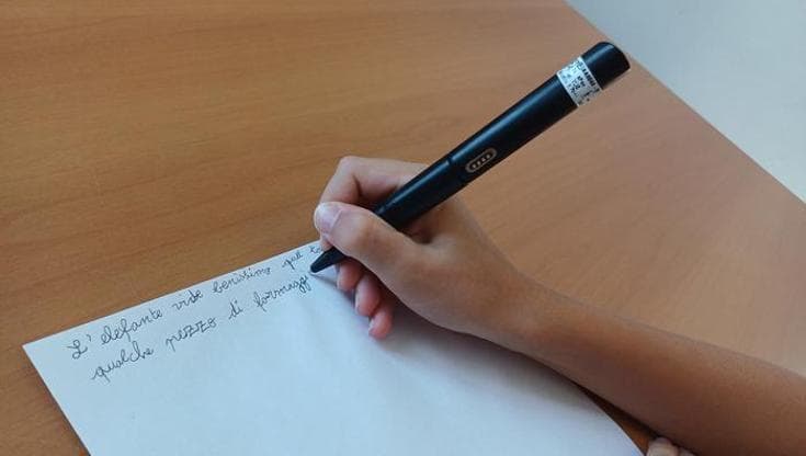 Disgrafia: così una penna intelligente osserva come scrivono i bambini