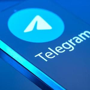 Aggressioni in classe e dirette social, il vuoto dei controlli su Telegram