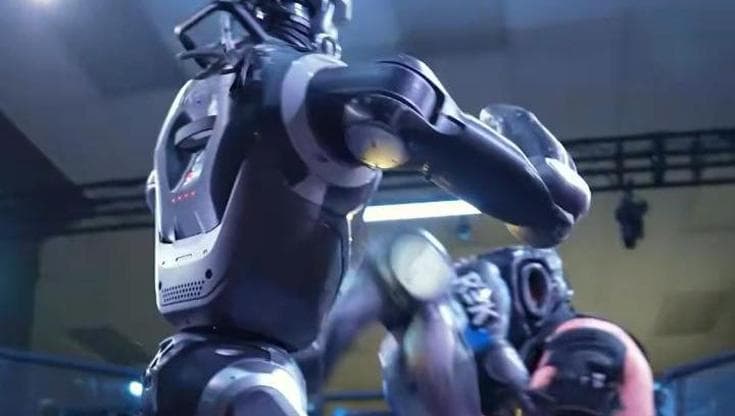 Dentro la gabbia con Terminator: il combattimento tra uomo e macchina