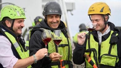 Il Barolo che invecchia nella “cantina liquida” delle gelide acque del Mar Artico