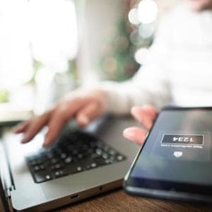 Phishing, smishing e vishing, come riconoscere le truffe online e fermarle prima che sia tardi