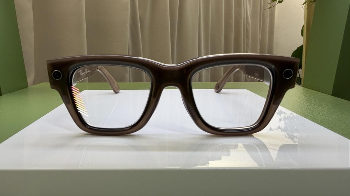 I Meta Ray-Ban Display visti da vicino