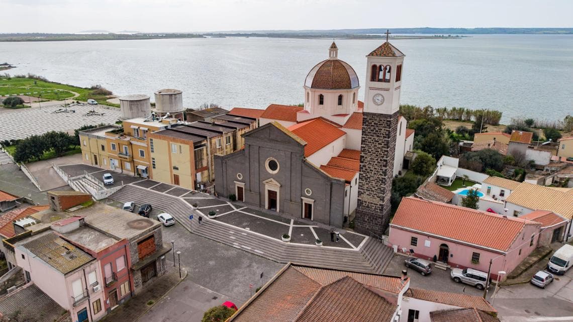 Cabras vista dall'alto