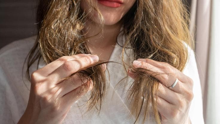 Sbalzi termici e stress, quando il clima impazzito fa cadere i capelli