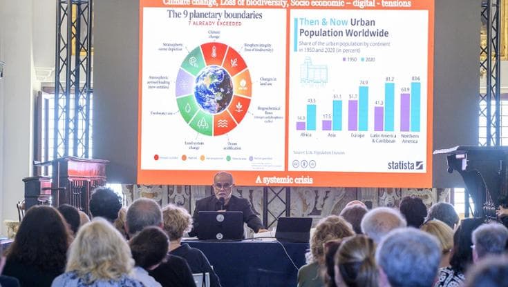 L'intervento di Carlos Moreno al Premio Internazionale Ischia di Architettura (PIDA)