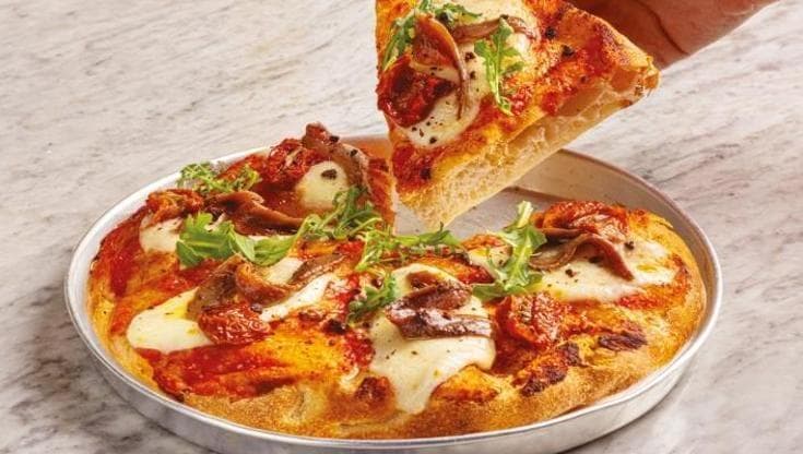 La catena di pizzerie pop che ora sogna di diventare gourmet