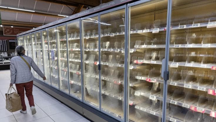 Un attacco hacker ha portato a 50 gradi i frigoriferi di centinaia di supermercati francesi