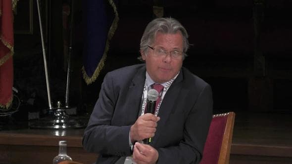 A voi il microfono. Come faccio a tenere sotto controllo il colesterolo?