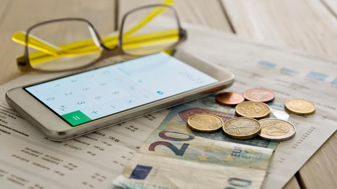 La truffa telefonica dell'utenza del cellulare: i disservizi (inesistenti) per cambiare il piano tariffario