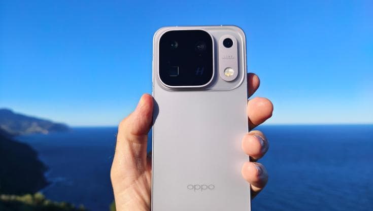 Oppo Find X10 Pro Max, lo smartphone con tre fotocamere da 200 megapixel