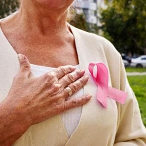 Tumore al seno, si può ridurre il rischio che ritorni? Cosa dice lo studio Natalee