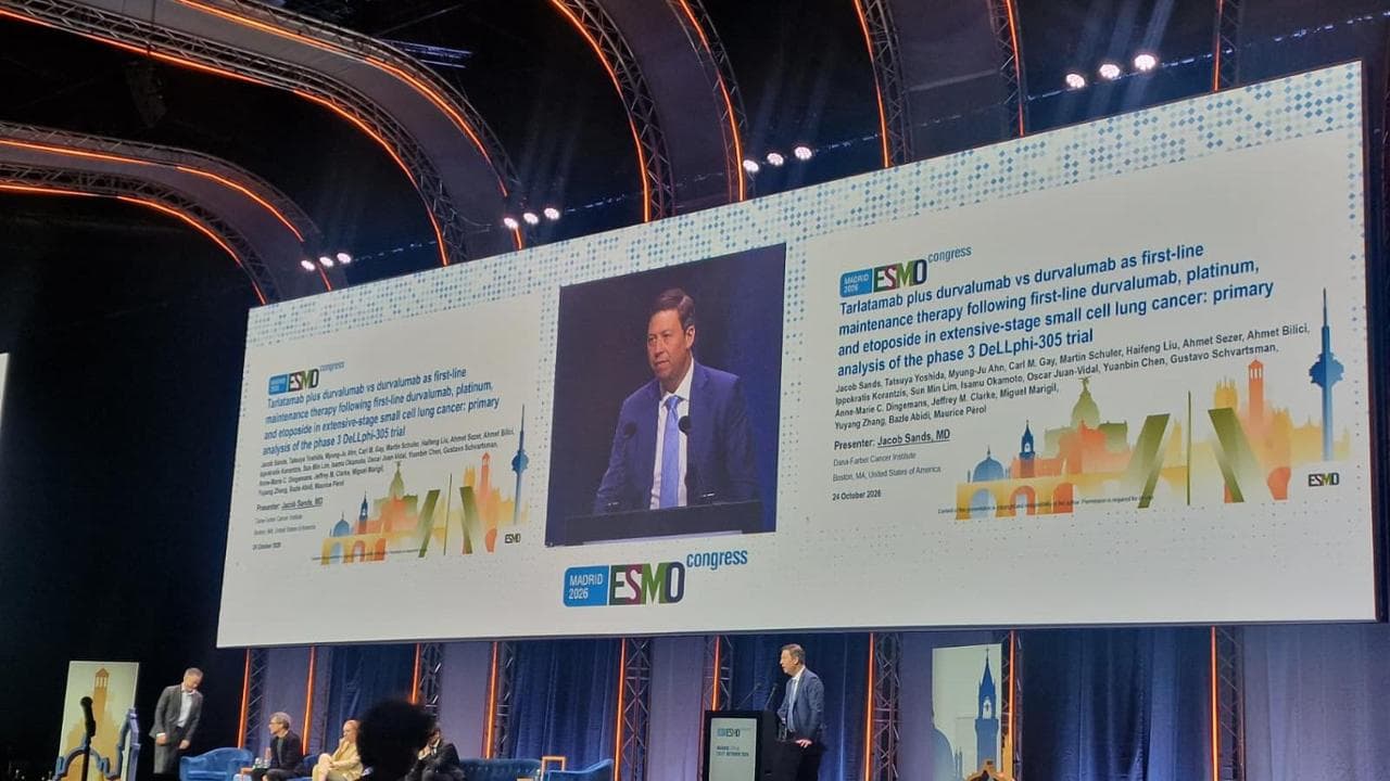 Tumore del polmone, nuova terapia allunga la vita di oltre 8 mesi: standing ovation a Esmo