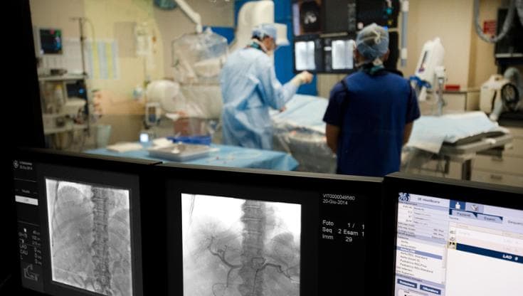 Fibrosi polmonare, parte dalla Sicilia la sperimentazione di un farmaco spray