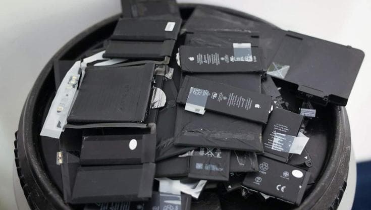 Batterie sostituibili dal 2027, cosa cambia e quali modelli sono coinvolti dalle nuove regole Ue