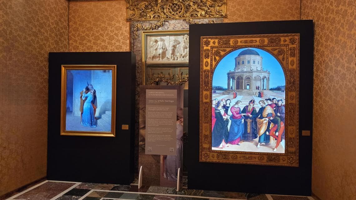 Due riproduzioni digitali dei capolavori ospitati dalla Pinacoteca di Brera