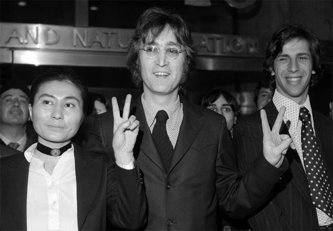 La Coppia Formata Da John Lennon E Walter