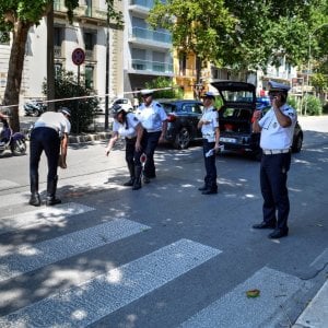 Bari, donna di 85 anni investita da un'auto mentre attraversa la strada ...