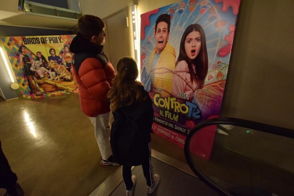 Me Contro Te Film Al Cinema Napoli