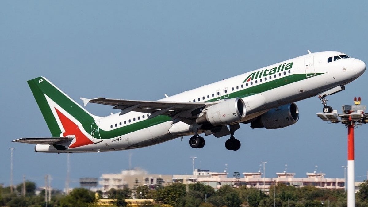 volo da bari a palermo