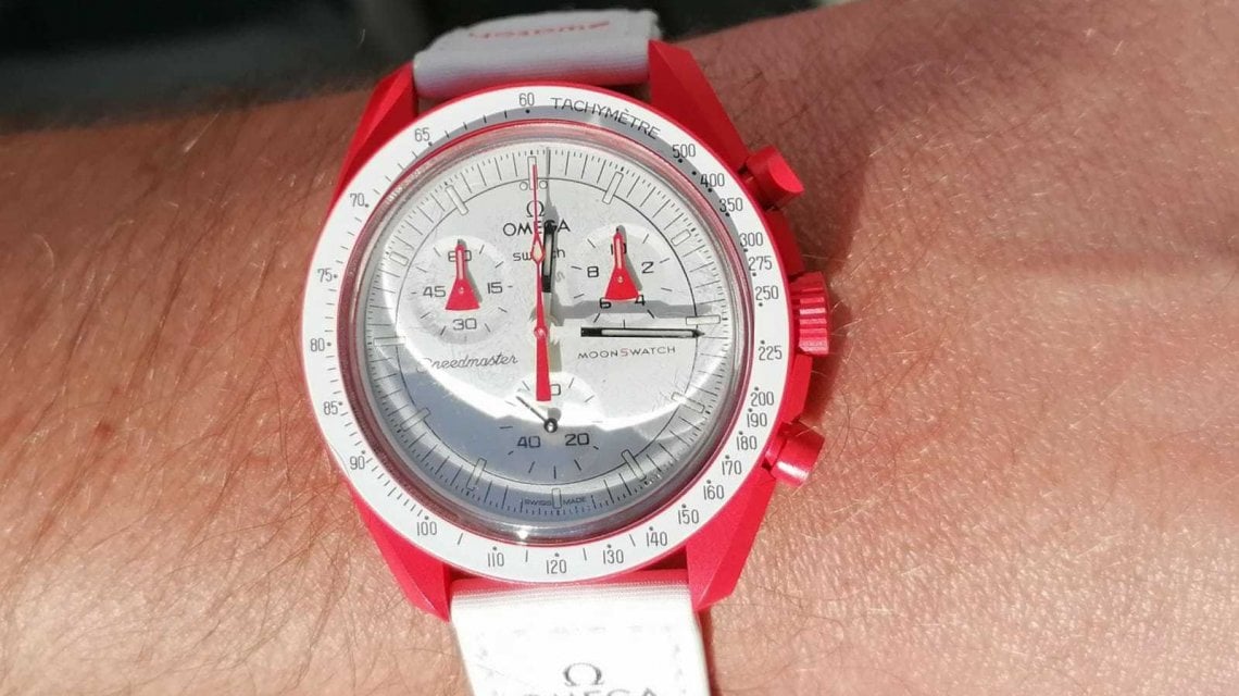 Swatch Omega, a Bari lunghe file per il nuovo orologio - la Repubblica