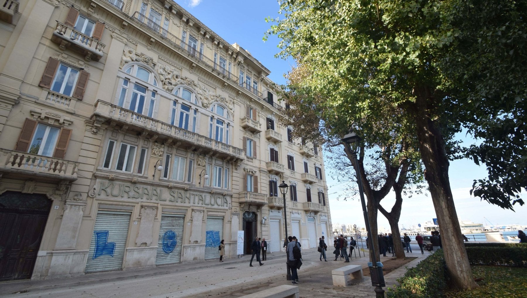 Bari, il Kursaal Santalucia resterà pubblico: la Regione approva le ...